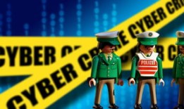 24小时黑客在线接单：揭秘数字世界的灰色服务与安全风险